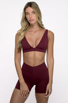 שורט V SCRUNCH FLOWER - Vlinks