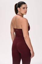 גופיית קרופ לנשים עם צווארון מובנה בגזרת Contour – מבד FLOW מחטב ונושם, מתאימה לאימון וללוק יומיומי מבית VLIKS