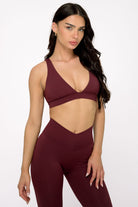 טופ DEEP V FLOWER - Vlinks