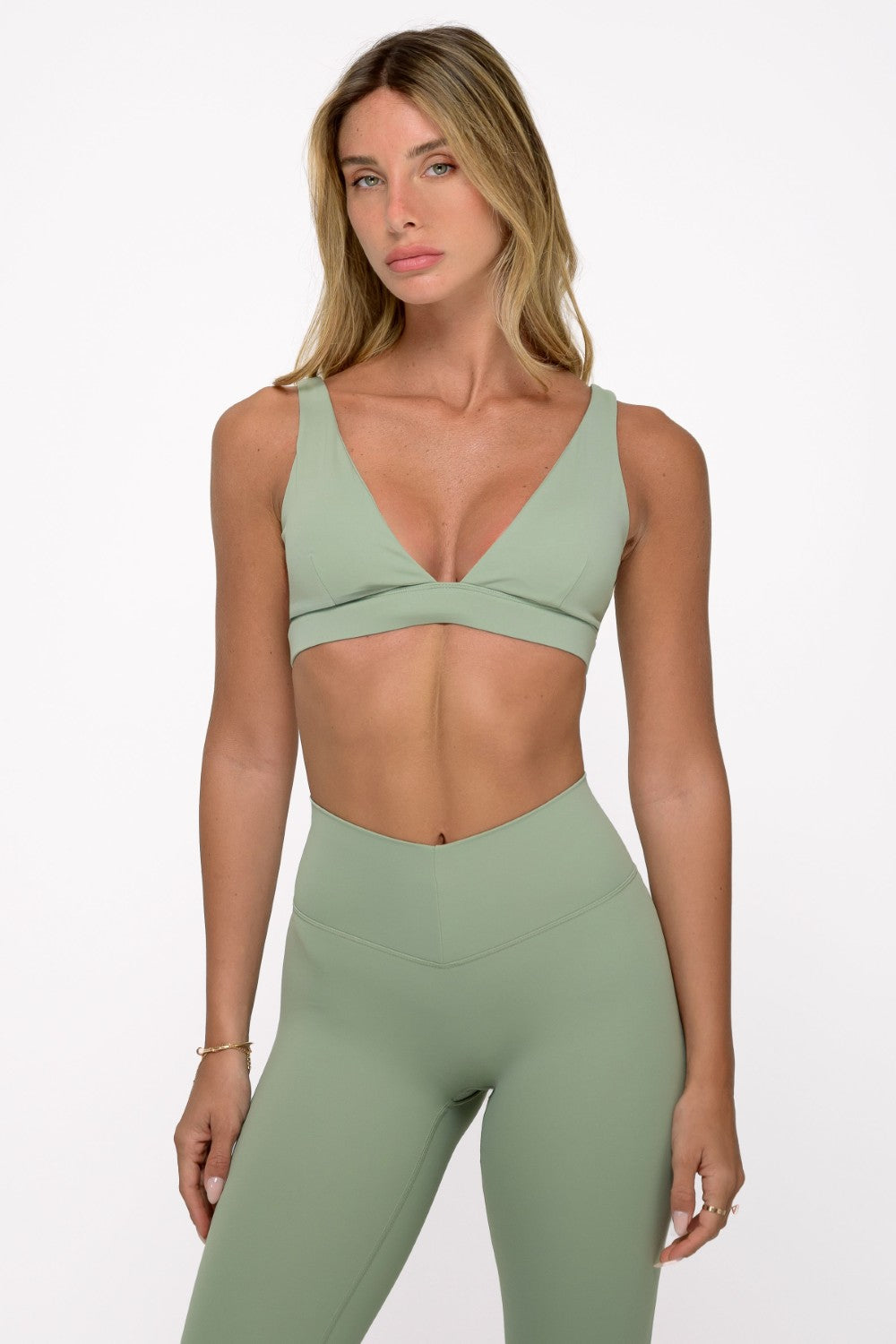 טופ DEEP V FLOWER - Vlinks