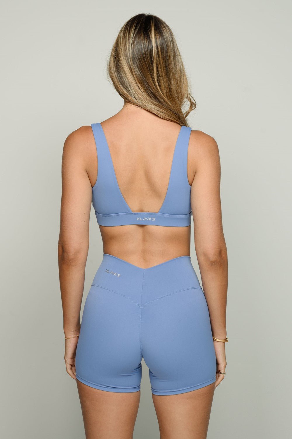 שורט V SCRUNCH FLOWER - Vlinks