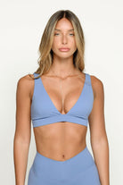 טופ DEEP V FLOWER - Vlinks