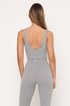 בגד גוף בחיתוך וי עמוק Brushberry - Vlinks