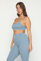 טופ עם כתפיות מתכווננות Luxe - Vlinks