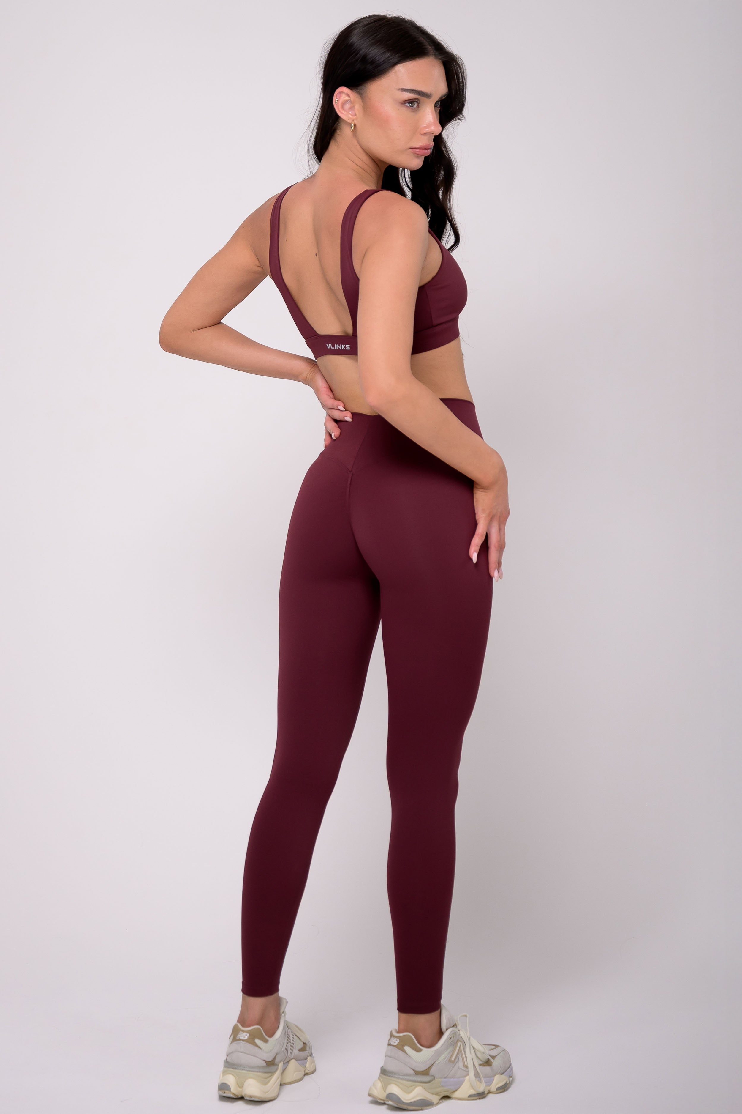 טייץ בורדו לנשים